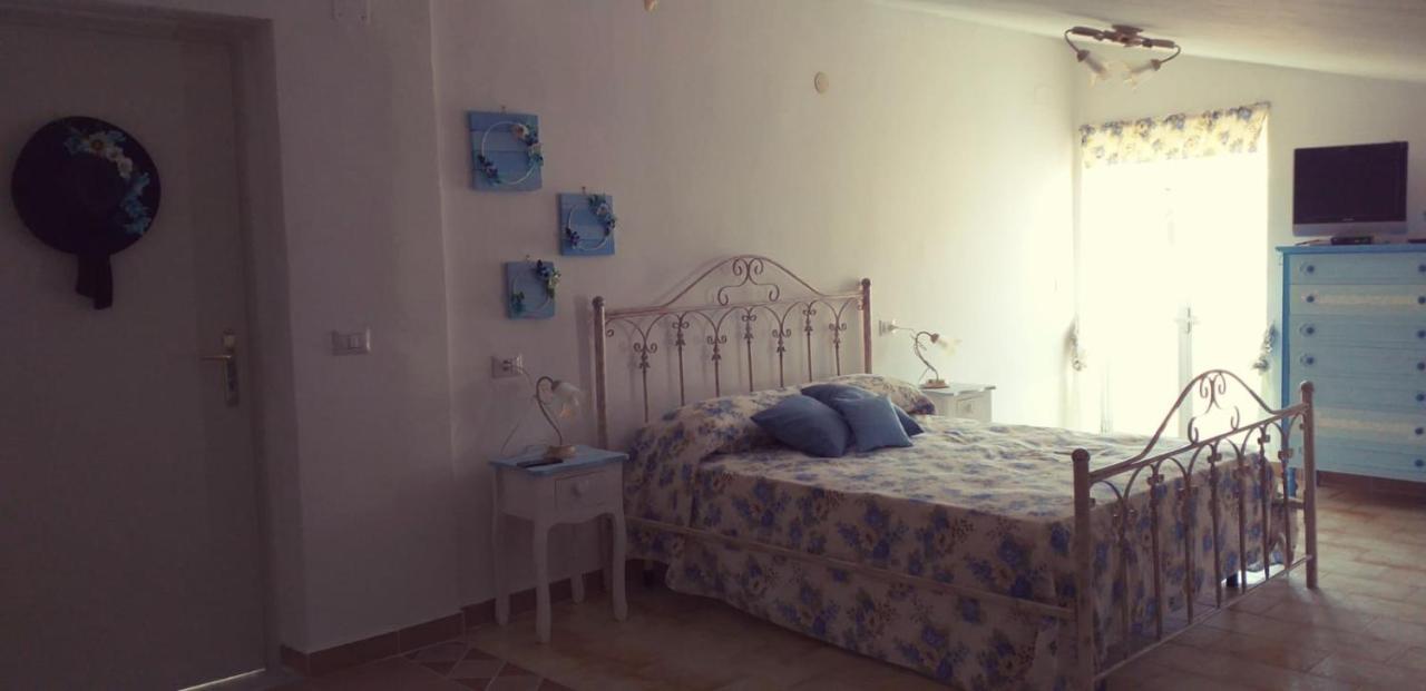 B&B Kalinikta Ascea Buitenkant foto