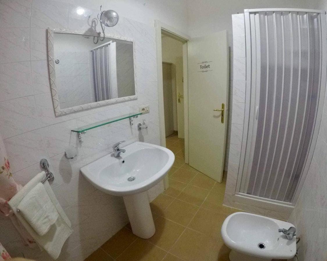 B&B Kalinikta Ascea Buitenkant foto